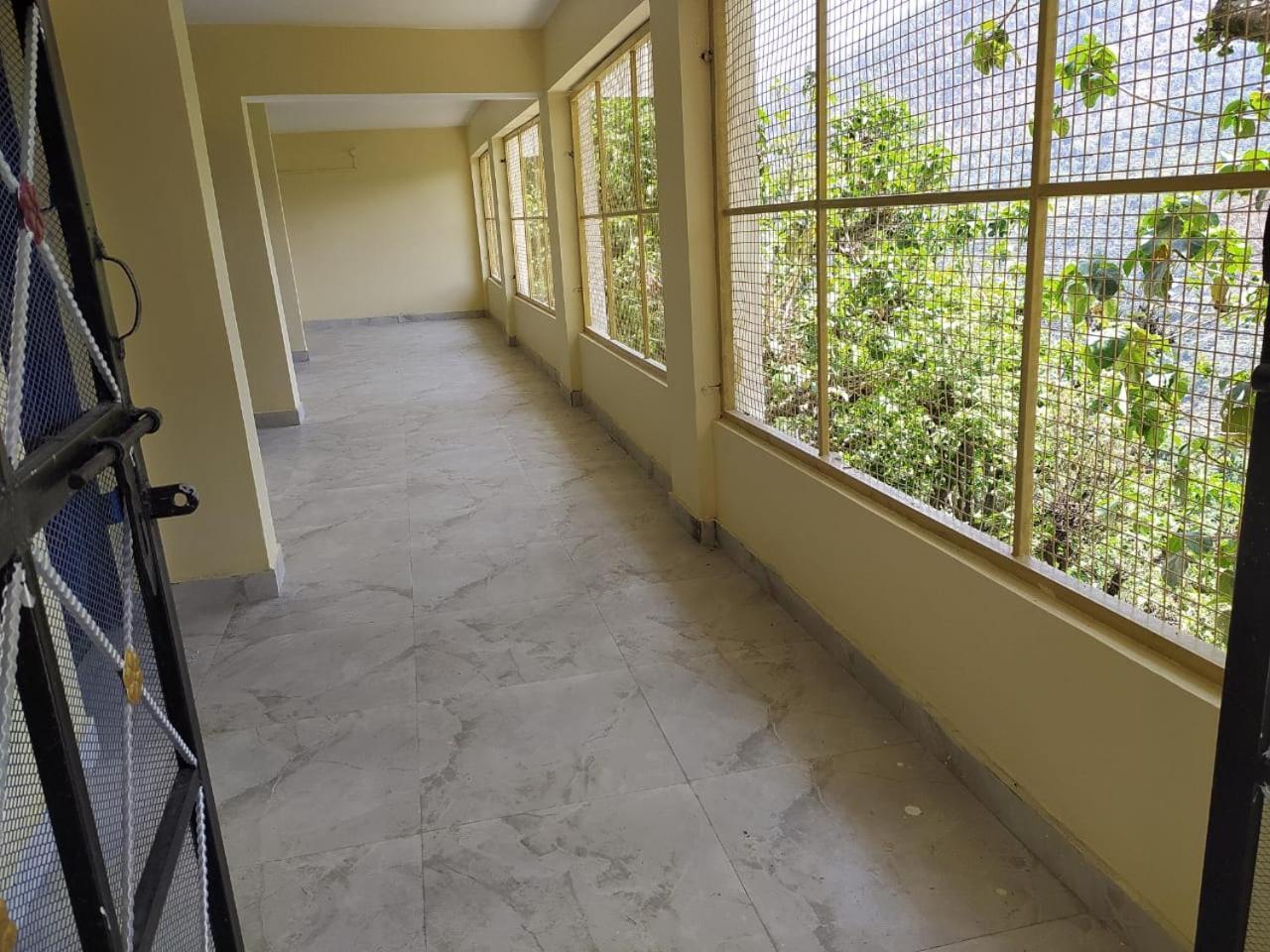 Hotel Narayana Residency Gupta Kāshi Exteriér fotografie