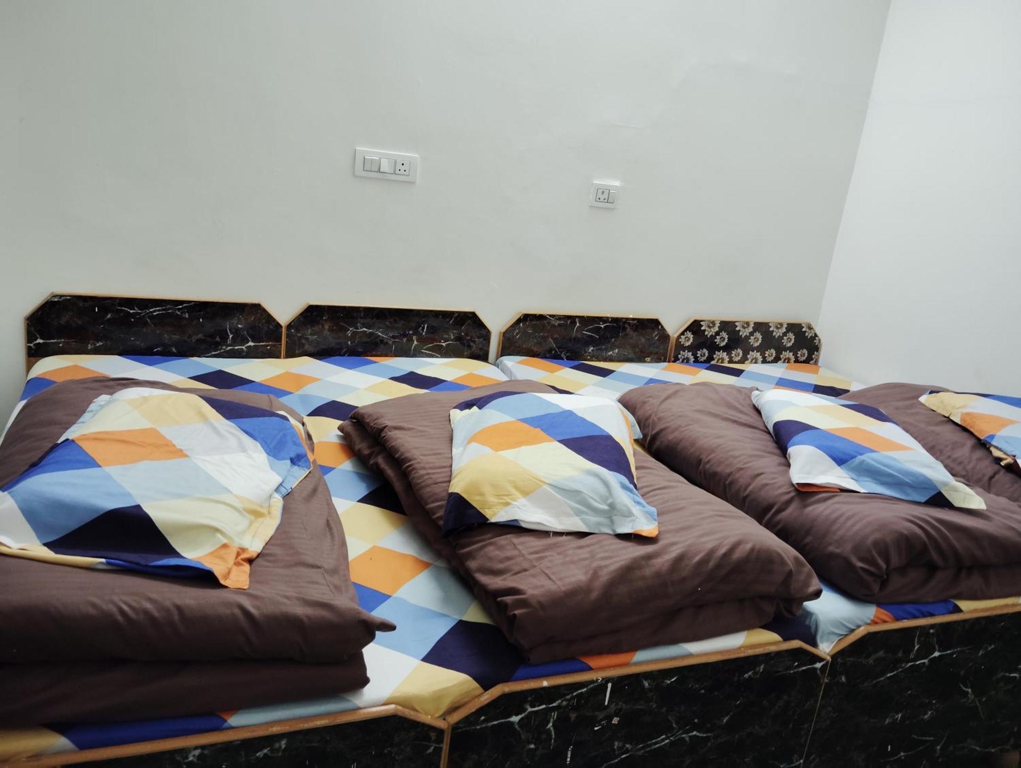 Hotel Narayana Residency Gupta Kāshi Exteriér fotografie